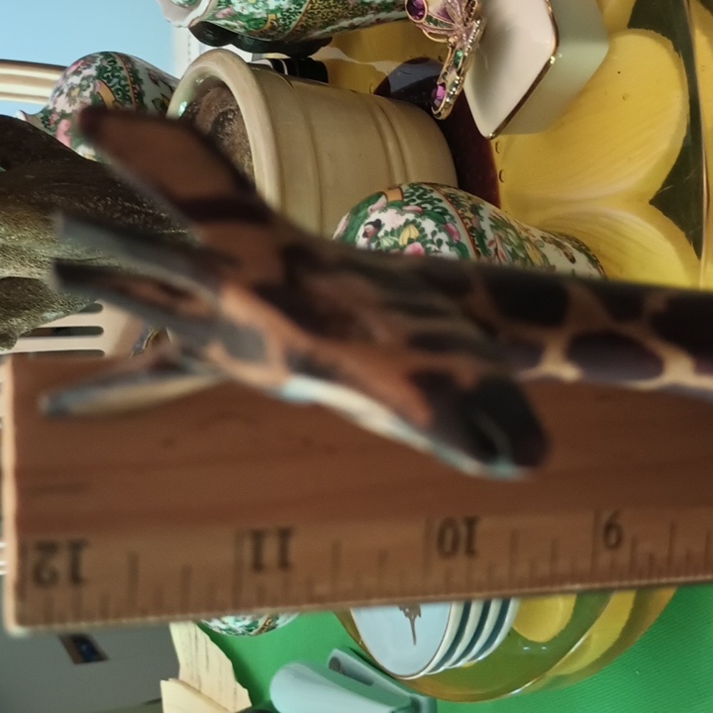 Wooden Giraffe Approx 12 Inches Tall - Picture 7 of 7